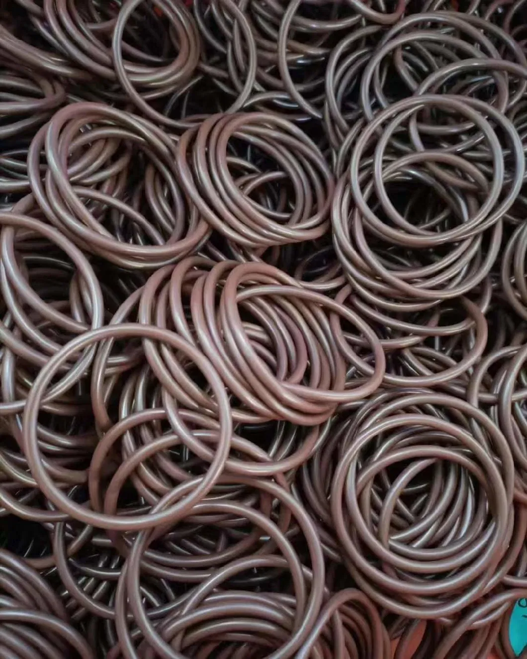 NBR FKM EPDM CR O-RING السيليكونية لتطبيقات السيارات والفضاء 3